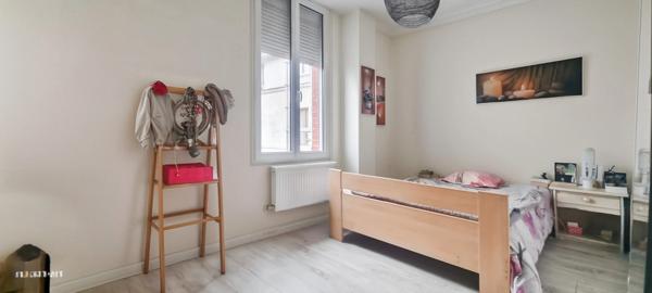 Maison à vendre 4 pièces MERU (60)