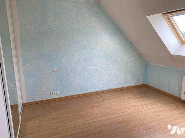 PUTANGES LE LAC, proche tous commerces, maison 4 chambres terrain 7 957 m² avec accès à la rivière