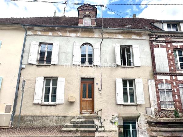 Maison à TRAINEL, 10400 - 6 pièces 160m²