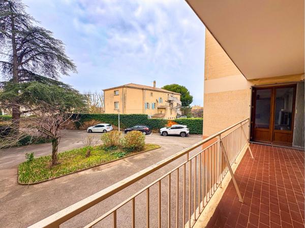 Salon-de-Provence (13300) T4 proche du centre ville