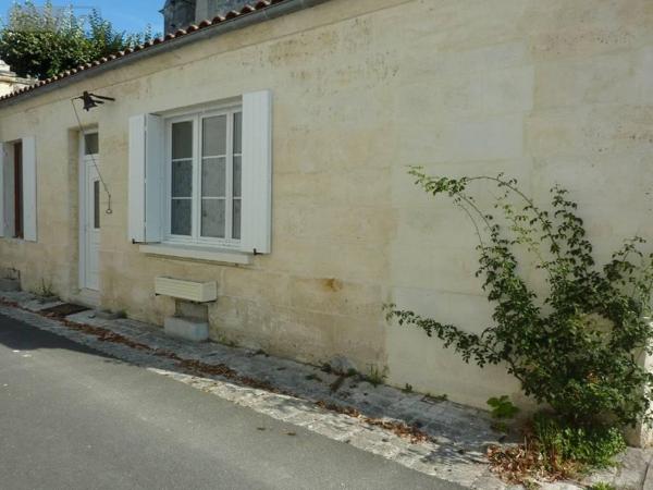Maison à vendre à Jonzac en Charente-Maritime (17500), ref : 1839