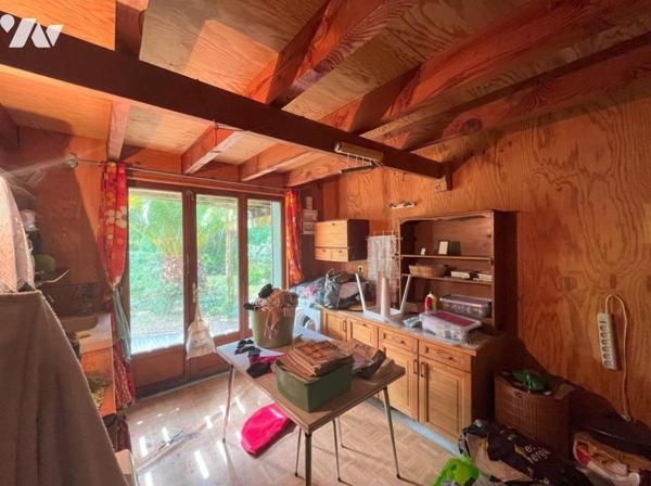 A PLONÉOUR-LANVERN grande maison en bois