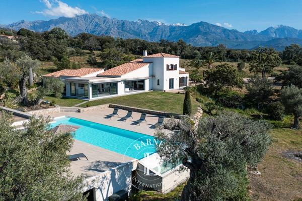 Lumio, Villa 6 Chambres -  380 m² à vendre