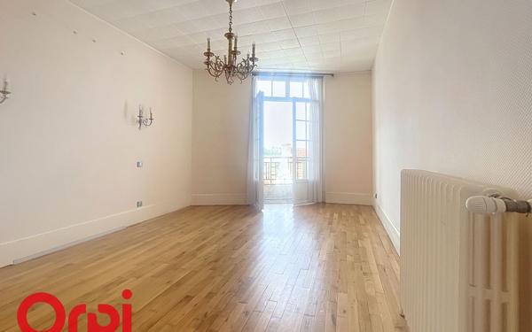 Appartement à vendre    4 pièces • 110 m2 Montluçon
