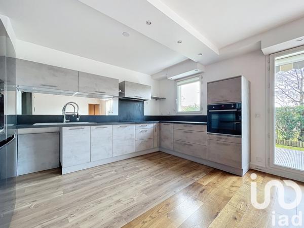 Apartment for sale 4 rooms 84 m² Nanterre