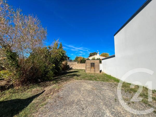 Terrain à vendre  268 m 2   LES SABLES D OLONNE  - 85