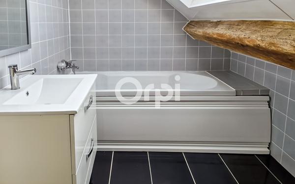 Appartement à vendre    3 pièces • 82 m2 La Chapelle-en-Serval