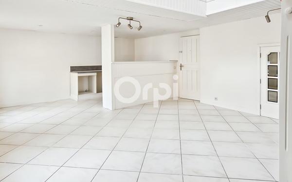 Appartement à vendre    3 pièces • 82 m2 La Chapelle-en-Serval