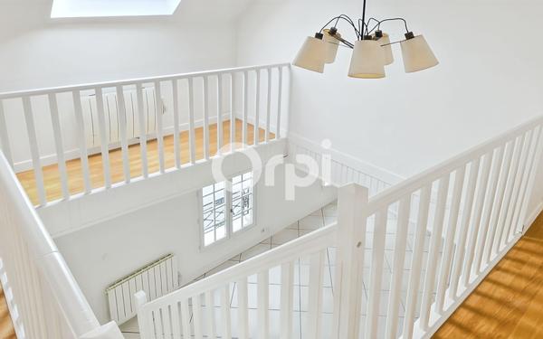Appartement à vendre    3 pièces • 82 m2 La Chapelle-en-Serval