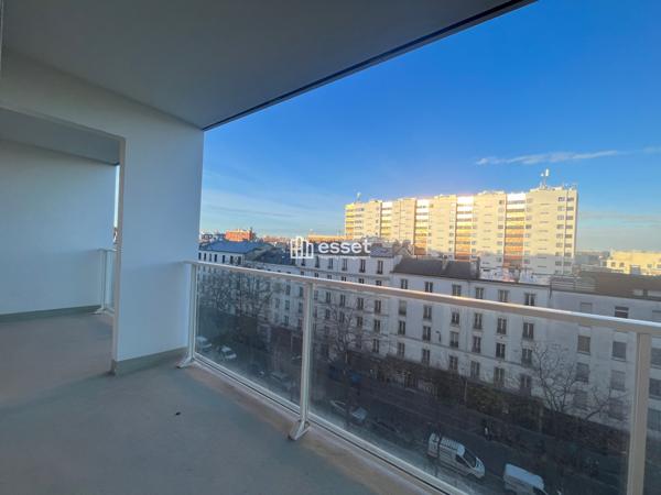 Location Appartement 2 pièces 50.45 m² - Paris 75019