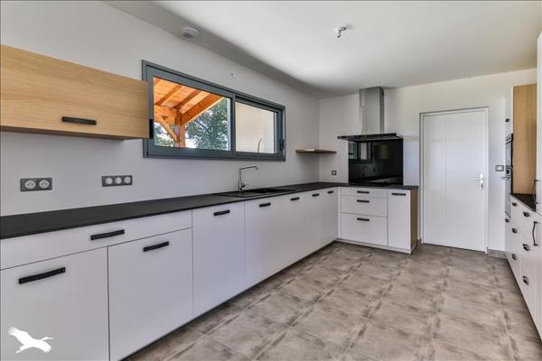 Maison à vendre |  Bias |  4 pièces | 112 m²
