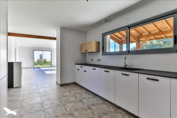 Maison à vendre |  Bias |  4 pièces | 112 m²