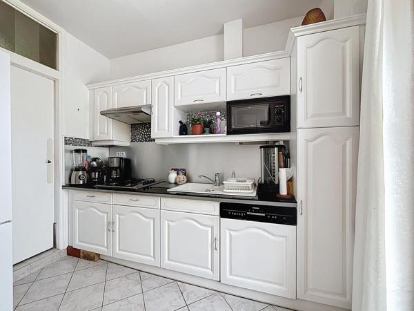 Maison 15 min à pied RER A plain pied