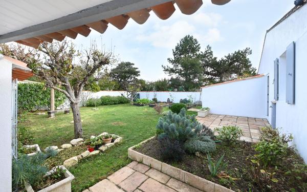 Maison à vendre    4 pièces •  Saint-Martin-de-Ré