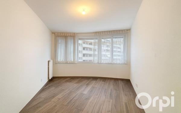 Appartement à vendre    4 pièces • 80 m2 Annemasse