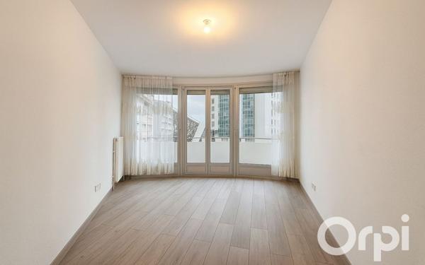 Appartement à vendre    4 pièces • 80 m2 Annemasse