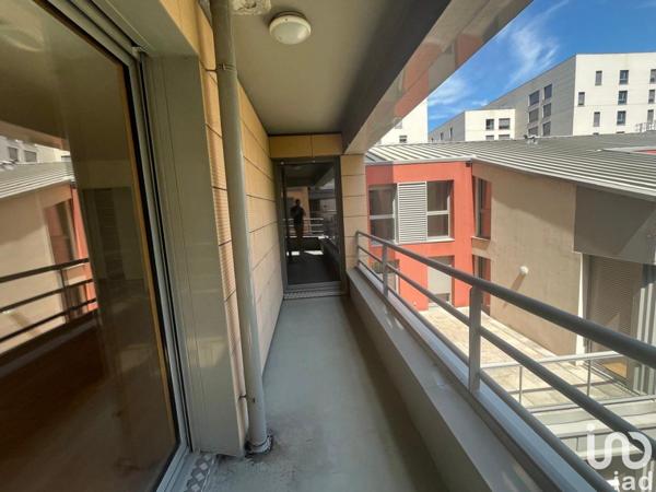 Location appartement 3 pièces 76 m² Lyon 2