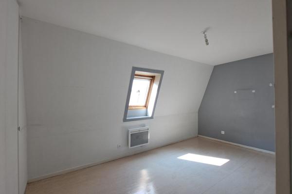 Moirans - Maison de Type 6