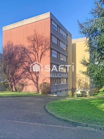 Superbe Appartement 4 pièces avec balcon, cave et stationnement