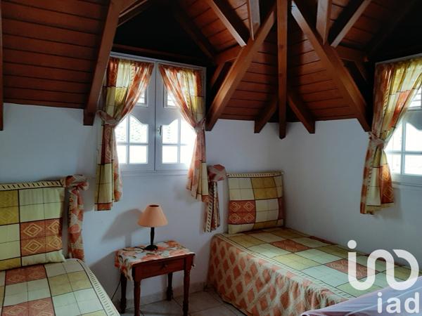 Location maison 5 pièces 120 m² Baie-Mahault