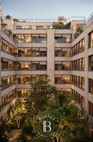Paris 8ème, Appartement 3 Chambres -  132 m² à vendre