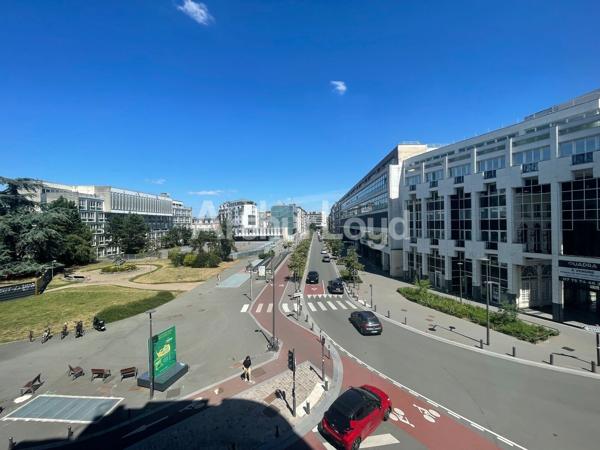 Lille Centre - Bureaux de caractère de 110 m², rénovés et clés en main
