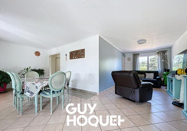 Maison sur sous sol semi enterré 3 Chambres + Bureau + Garage - 71118 SAINT MARTIN BELLE ROCHE