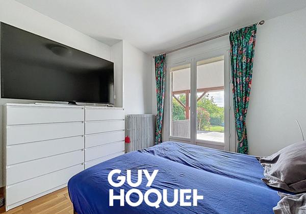 Maison sur sous sol semi enterré 3 Chambres + Bureau + Garage - 71118 SAINT MARTIN BELLE ROCHE