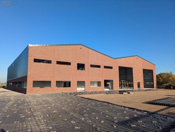 Hangar à louer à Wormhout dans le Nord (59470), ref : W4017