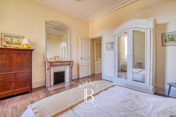 Fontainebleau, Manoir 9 Chambres -  465 m² à vendre