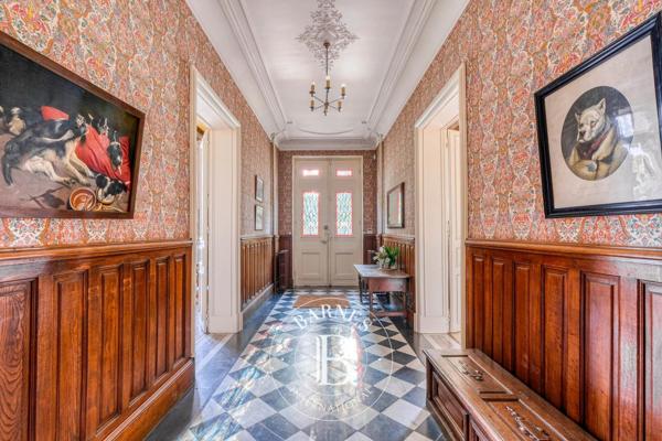 Fontainebleau, Manoir 9 Chambres -  465 m² à vendre