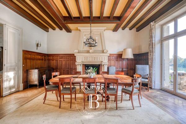 Fontainebleau, Manoir 9 Chambres -  465 m² à vendre