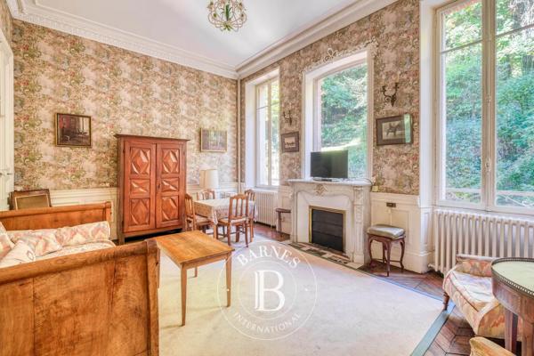 Fontainebleau, Manoir 9 Chambres -  465 m² à vendre