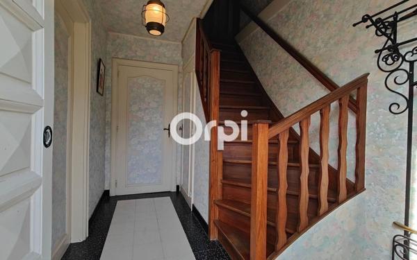 Maison à vendre    8 pièces •  Linselles