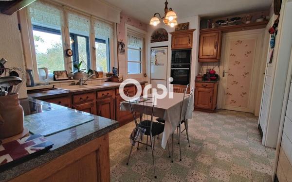 Maison à vendre    8 pièces •  Linselles