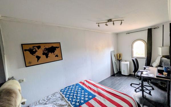 Maison à vendre    8 pièces • 218 m2 Malissard