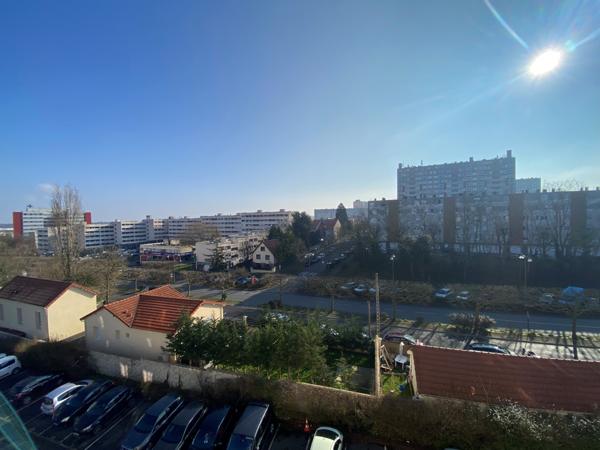 APPARTEMENT F2 LONGJUMEAU