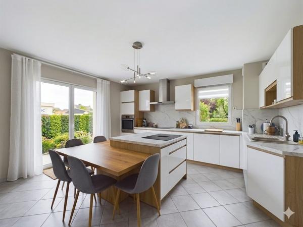 Maison 8 pièces de 205m² - 44470 Thouaré-sur-Loire