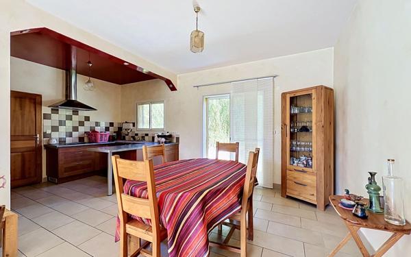 Maison à vendre    5 pièces •  Calvisson
