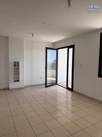 A louer bel appartement de type F3 lumineux sur la résidence BOIS DE SENTEUR avenue GEORGES BRASSENS à Sainte Clotilde.