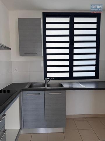 A louer bel appartement de type F3 lumineux sur la résidence BOIS DE SENTEUR avenue GEORGES BRASSENS à Sainte Clotilde.