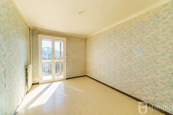 Appartement T4 et double terrasse - St Tronc