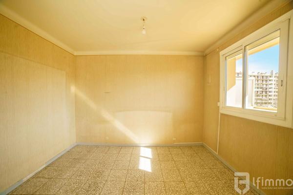 Appartement T4 et double terrasse - St Tronc