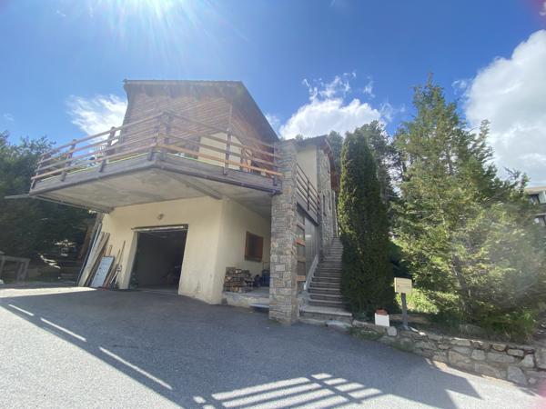 Égat (66120) Chalet 146m2 avec extérieur Egat