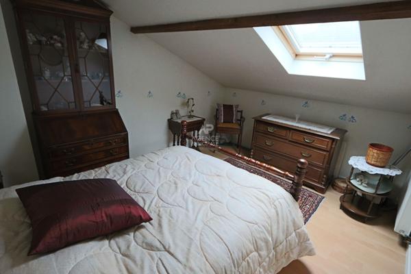 Maison Carrières Sous Poissy 8 pièce(s) 203 m2 €549 000 ** - Référence 8097