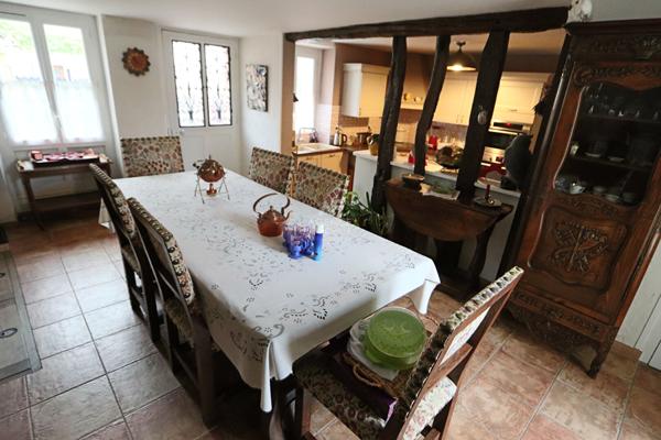 Maison Carrières Sous Poissy 8 pièce(s) 203 m2 €549 000 ** - Référence 8097