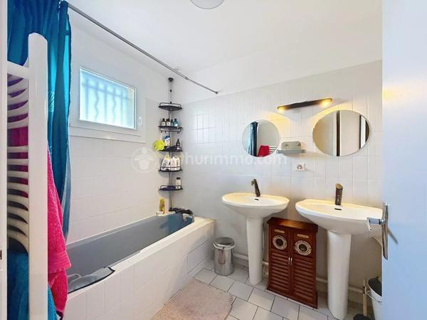 Vente Maison 5 pièces 120 m2 à Châteaugay