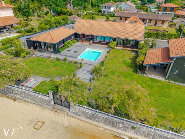 ANDERNOS LES BAINS - VILLA EN PREMIERE LIGNE