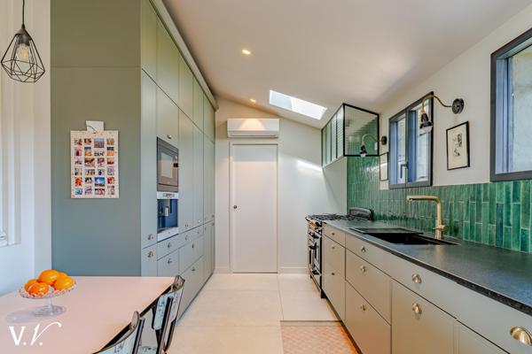 ANDERNOS LES BAINS - VILLA EN PREMIERE LIGNE