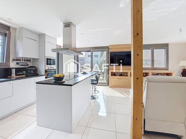 Maison moderne récente à 5 min. du Lac, VENTE INTERACTIVE